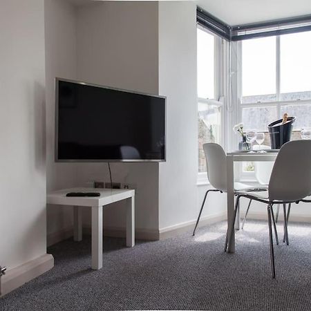 Stunning 2 Bed Apartment With Sea Views, Penzance Ngoại thất bức ảnh