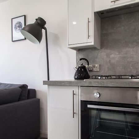 Stunning 2 Bed Apartment With Sea Views, Penzance Ngoại thất bức ảnh