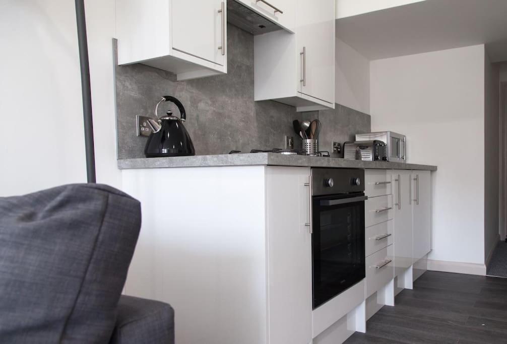 Stunning 2 Bed Apartment With Sea Views, Penzance Ngoại thất bức ảnh