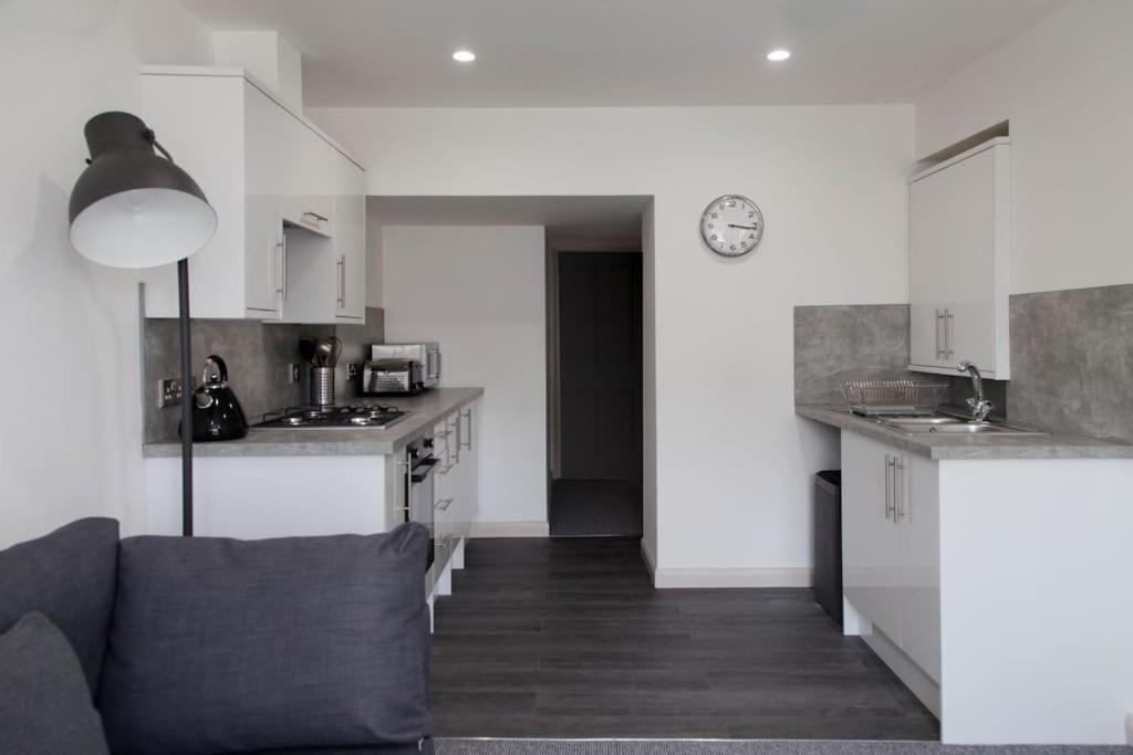 Stunning 2 Bed Apartment With Sea Views, Penzance Ngoại thất bức ảnh